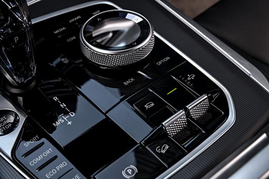Детали интерьера BMW X5 xDrive30d (G05) 2018 года  (WW) (фото 96 из 146)